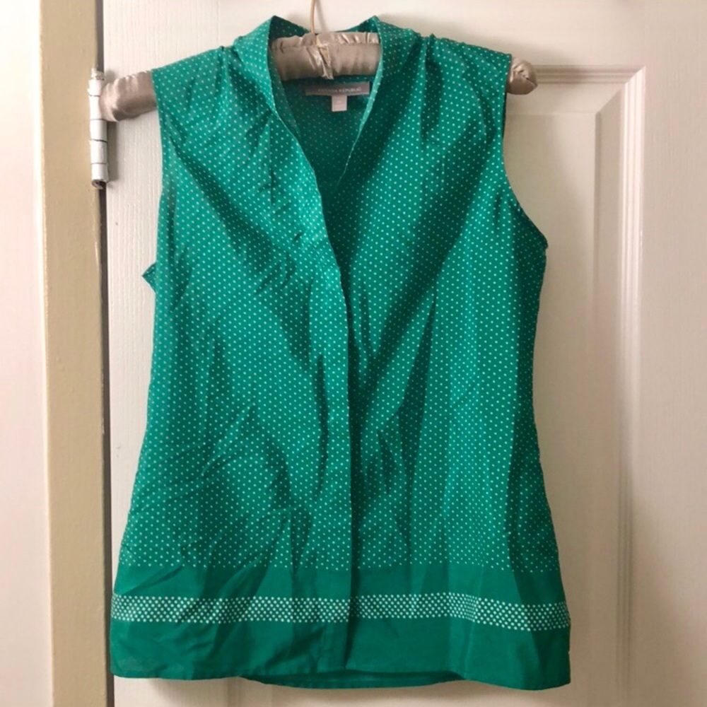 Banana Republic Green polka dot blouse